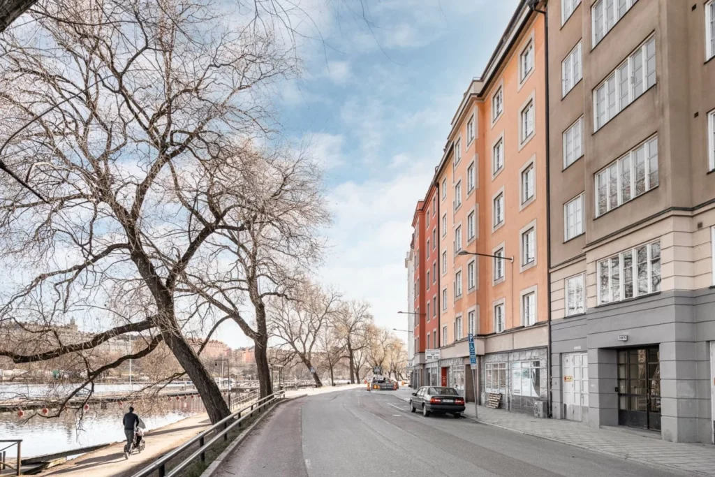 Målning & Städning av Trapphus Bostadsrättsförening. Hammarbyhöjden